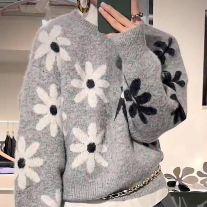 Kvinders strikket sweater med blomstret mønster og afslappet pasform Stilla