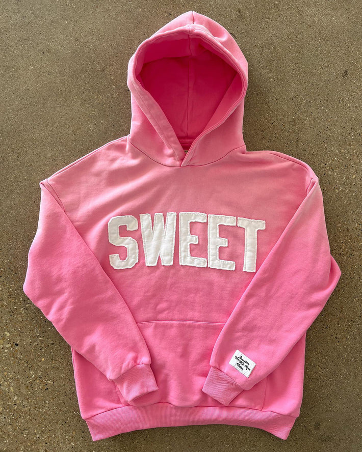 Kvinders hoodie med kreativ tekst og blød inderside Stilla