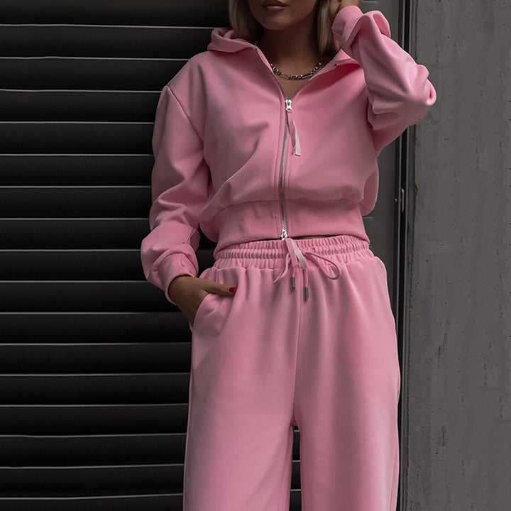 Kvindernes sporty loungewear sæt med høj krave og lynlås Skovae
