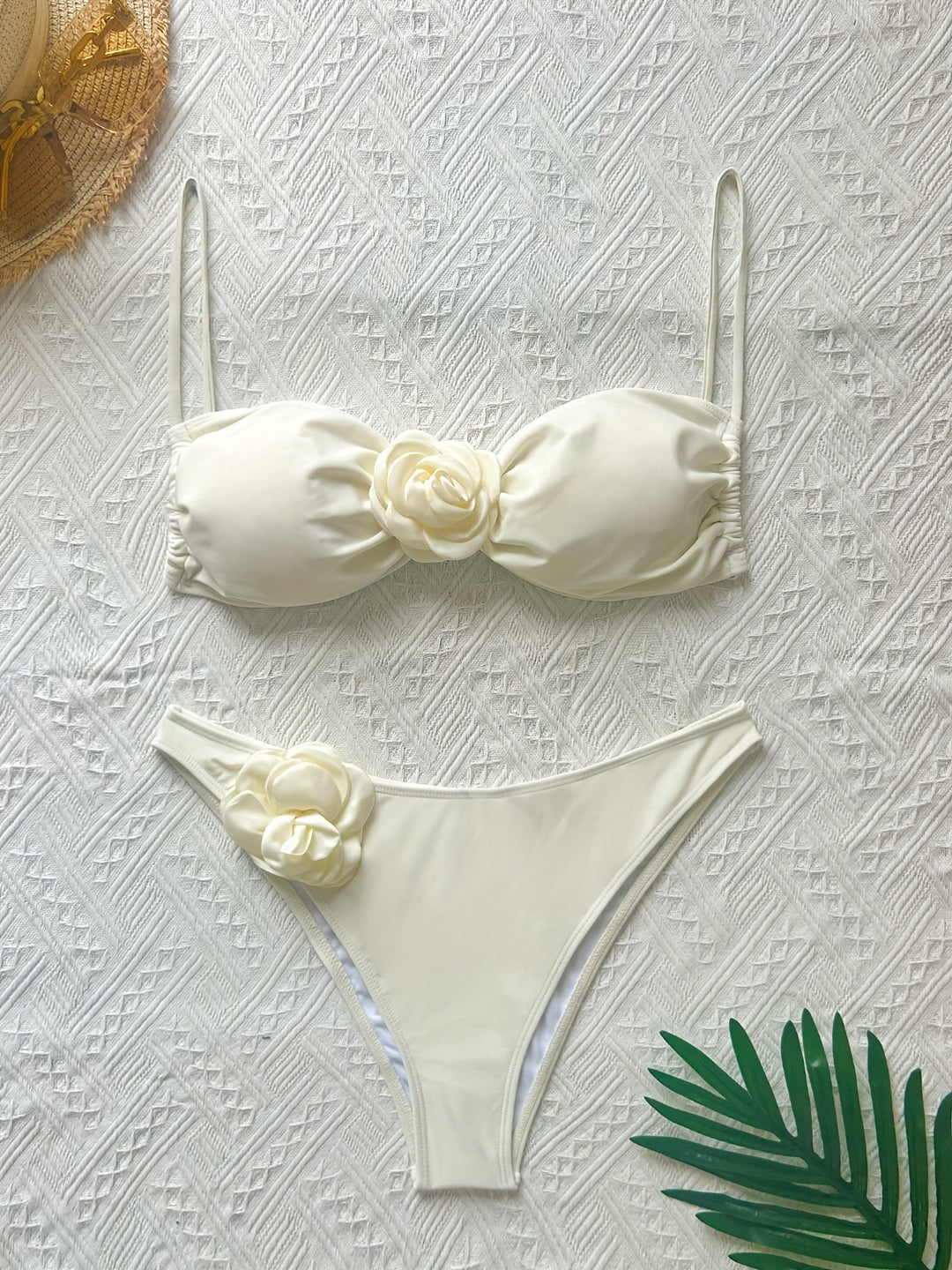 Dame Bikini med blomsterdetalje Stilla