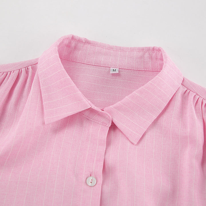 Dame sæt bestående af elegant bluse med puffærmer og korte shorts Stilla