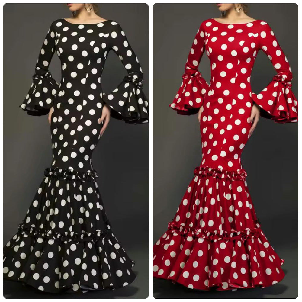 Dame elegant maxi kjole med markante flæser og prikker