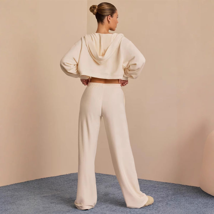 Kvinders afslappede lounge sæt med cropped top og brede benbukser Skovae