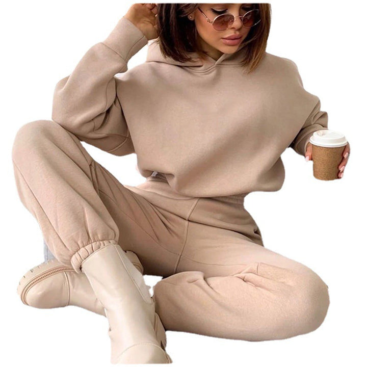 Kvinders afslappede hoodie jumpsuit med praktiske lommer og moderne snit Skovae
