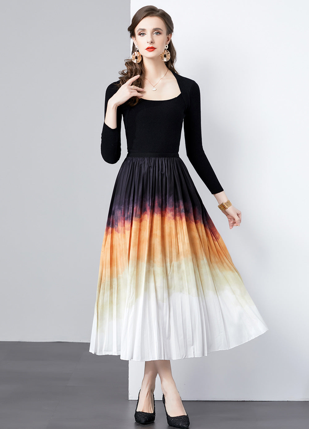 Dame Plisseret Maxikjole med farvegradient Skirt og elegant V-udskæring Stilla
