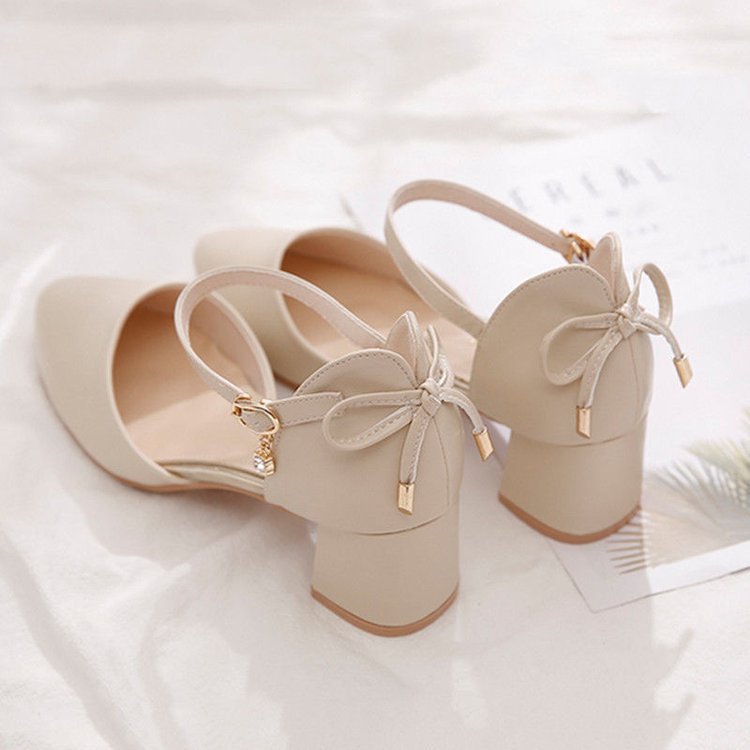 Dame elegante Slingback-pumps med moderne knude-detalje og stabil blokhæl Stilla