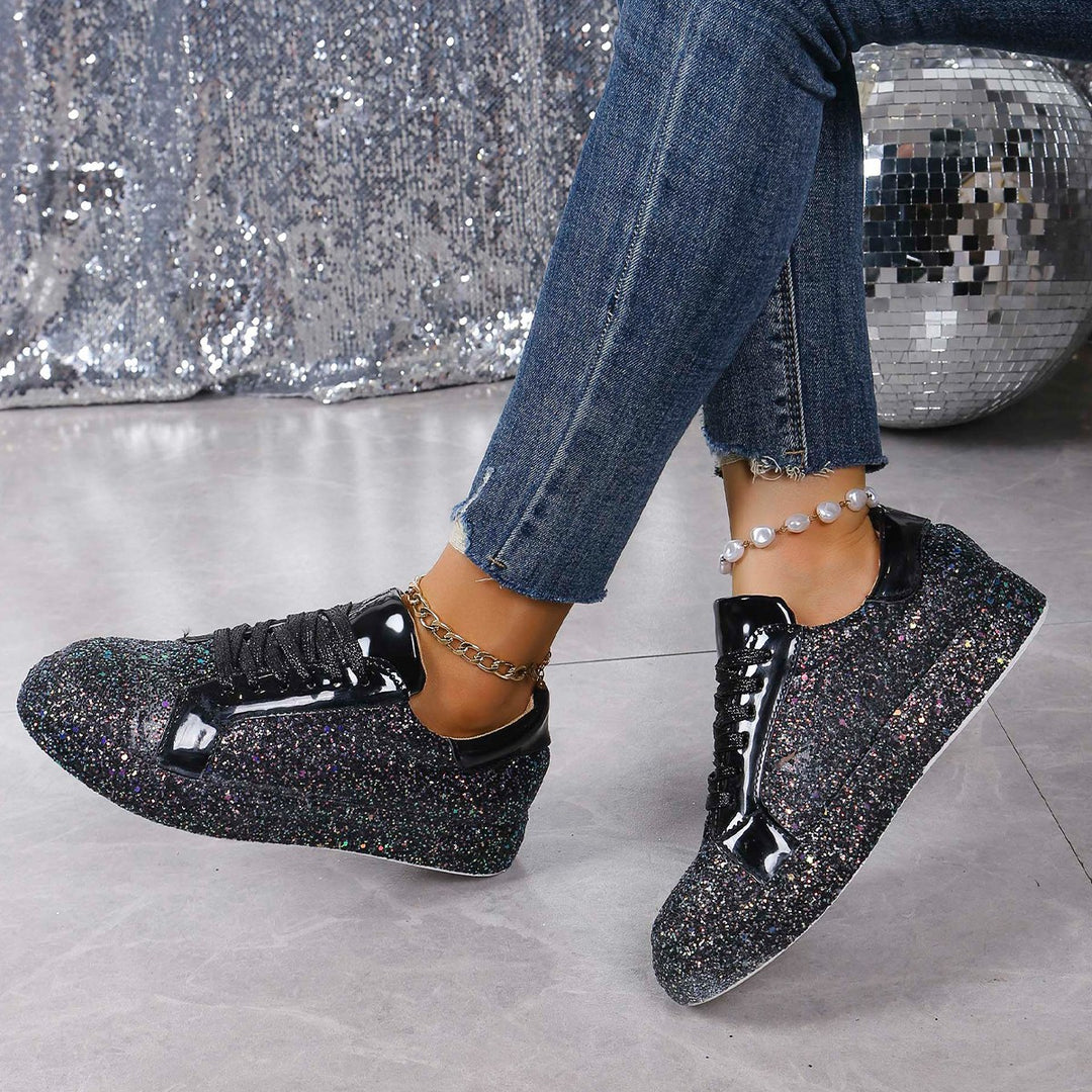 Damer Glitrende Sneakers med sporty design og skridsikker sål Stilla