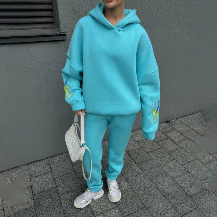 Kvinders sporty sæt bestående af hoodie og joggers Stilla