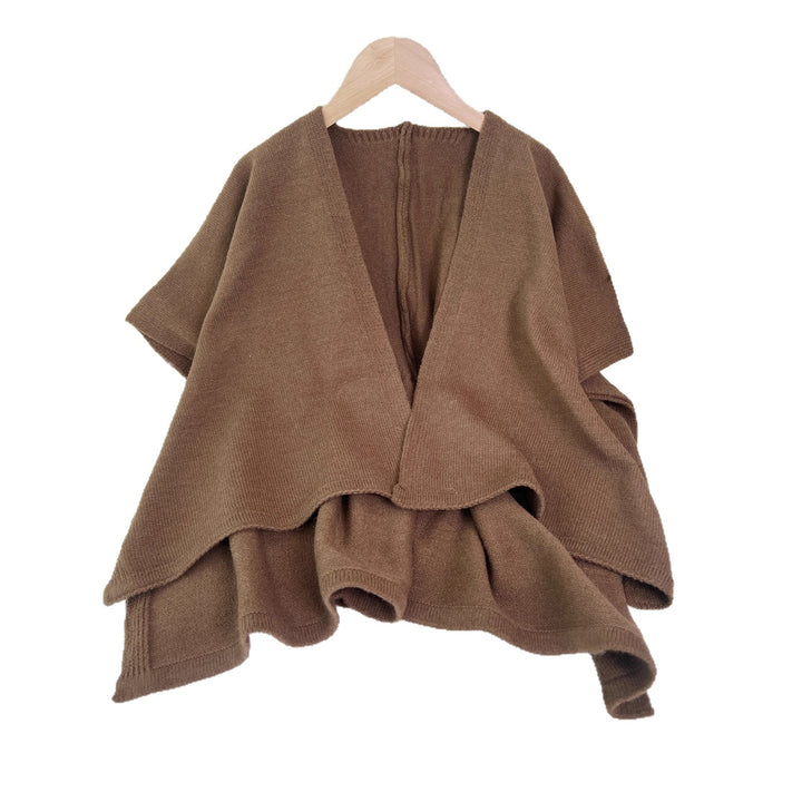 Kvinders alsidige cardigan med asymmetrisk snit og dyb V-hals Stilla