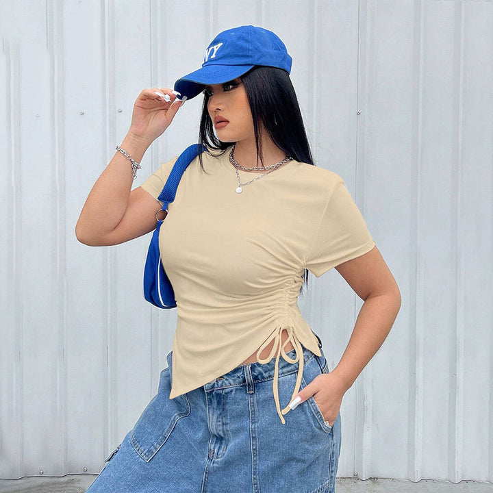 Dame T-shirt med sideløsninger og asymmetrisk snit Skovae