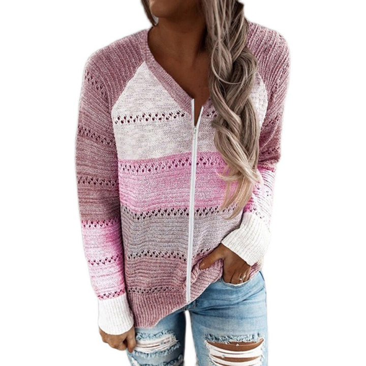 Kvinders strikket sweater med lynlås og luftige ribdetaljer Stilla