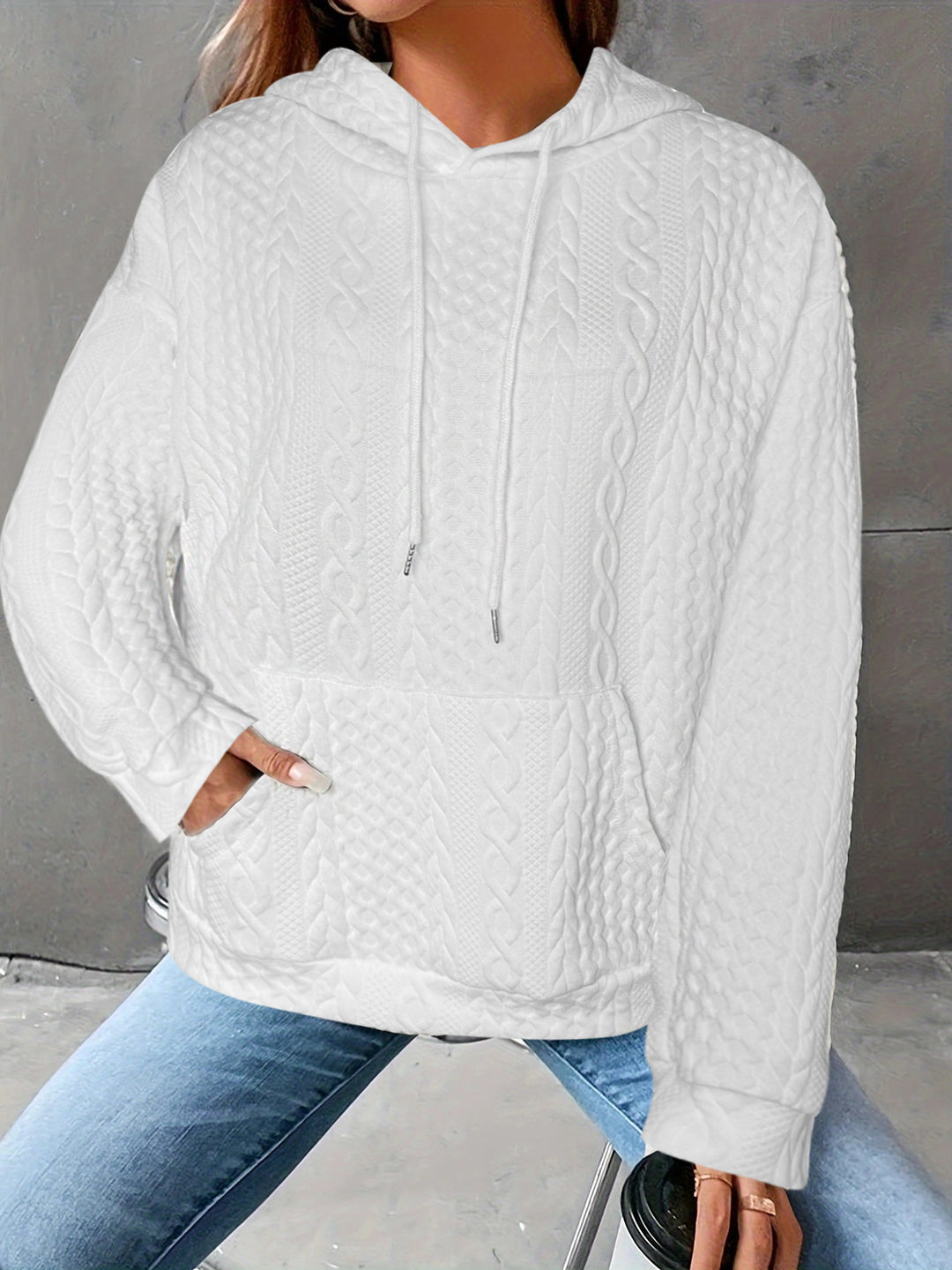 Dame Oversized Strikhoodie med Kængurulomme og Hætte Stilla
