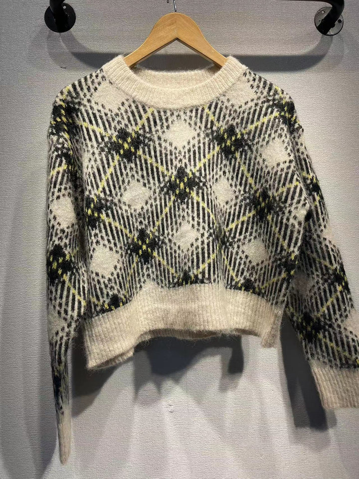 Dame sweater med stilfuldt ternet mønster og afslappet snit Stilla
