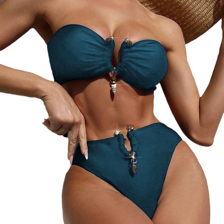 Dame bandeau-bikini med high-waisted snit og elegante dekorationselementer Stilla