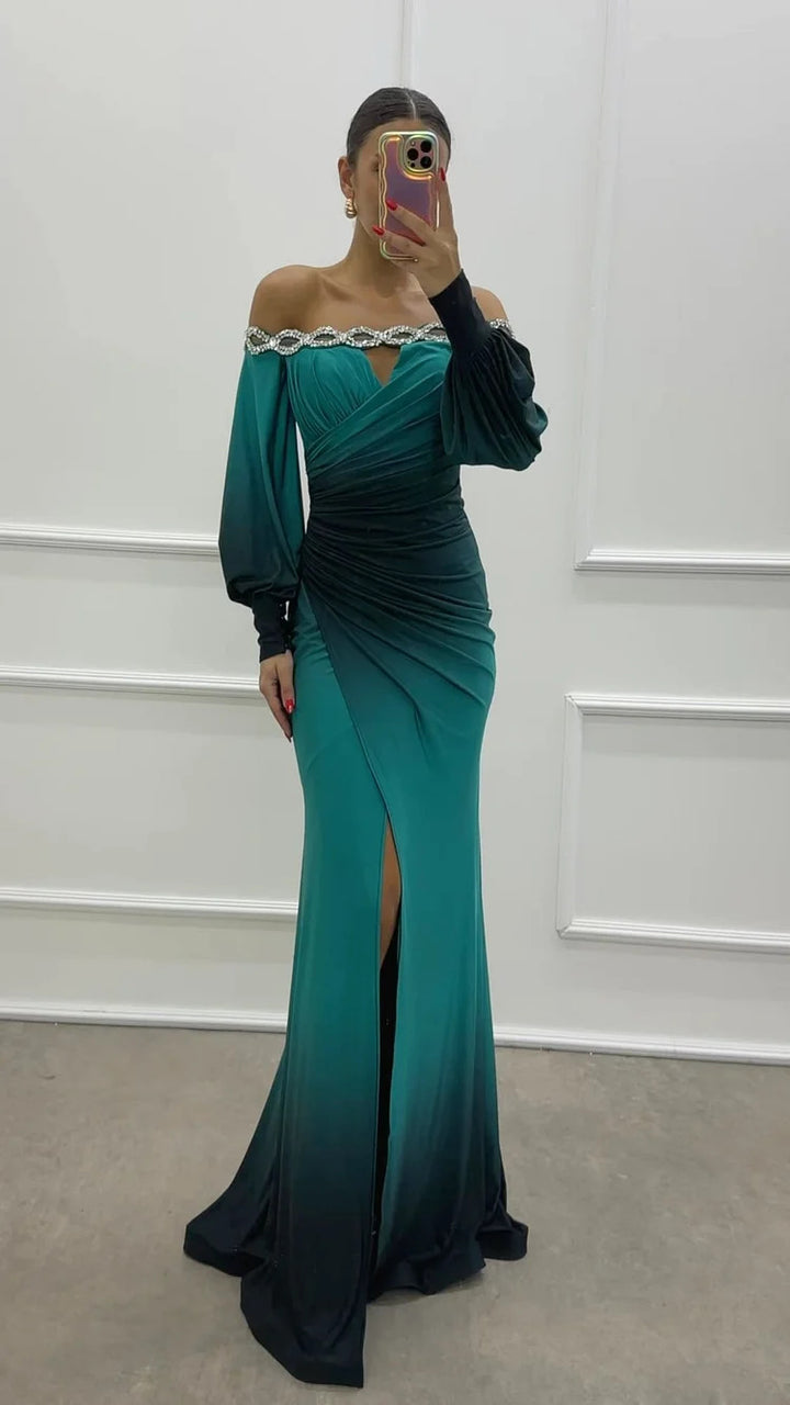 Kvinders Off-Shoulder Maxi Kjole med Elegant Drapering og Glitrende Accenter Skovae