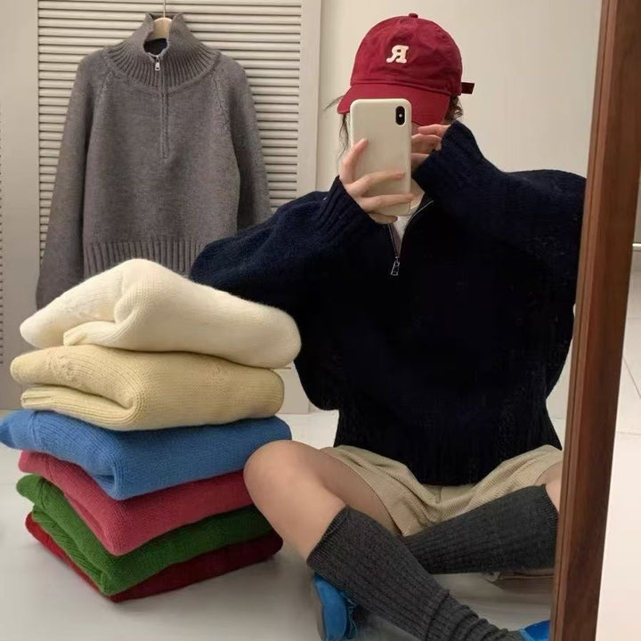 Kvinders fashionable strikket sweater med høj krave og lynlås Stilla