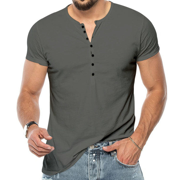 Herre kortærmet Henley-shirt med moderne knapdesign og kropsnær pasform Stilla