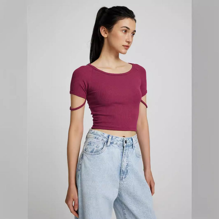 Dame kortærmet tætsiddende crop-top med rund halsudskæring Skovae