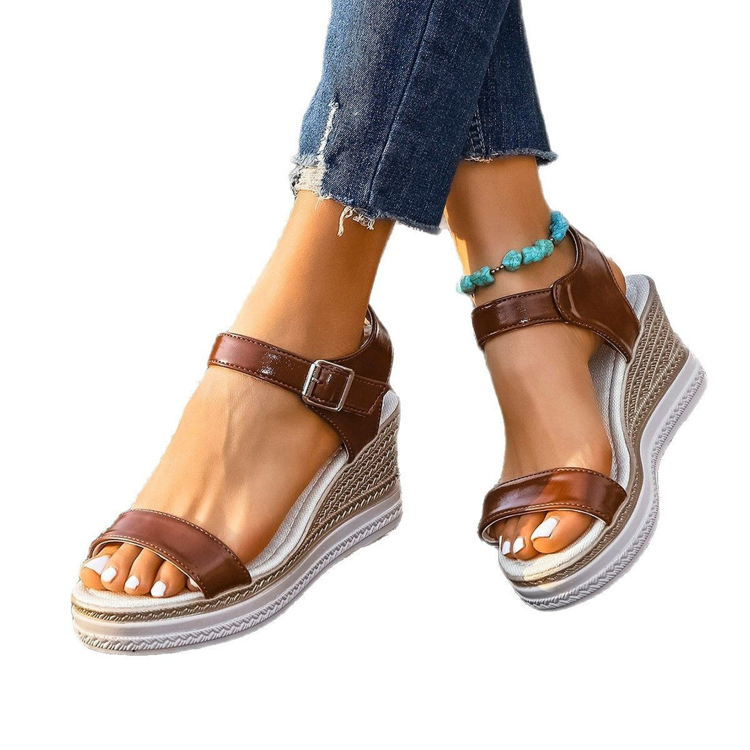 Dame kile-sandaler med elegant rem-design og komfortabel sål Stilla