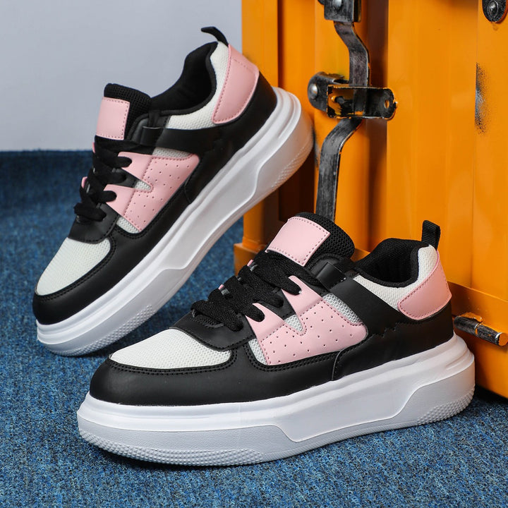Dame snørebånd-sneakers med åndbart overmateriale og skridsikker sål Stilla
