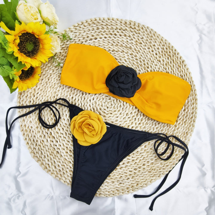 Dame Bikini-sæt med florale accenter og stilfuld bandeau-design Stilla