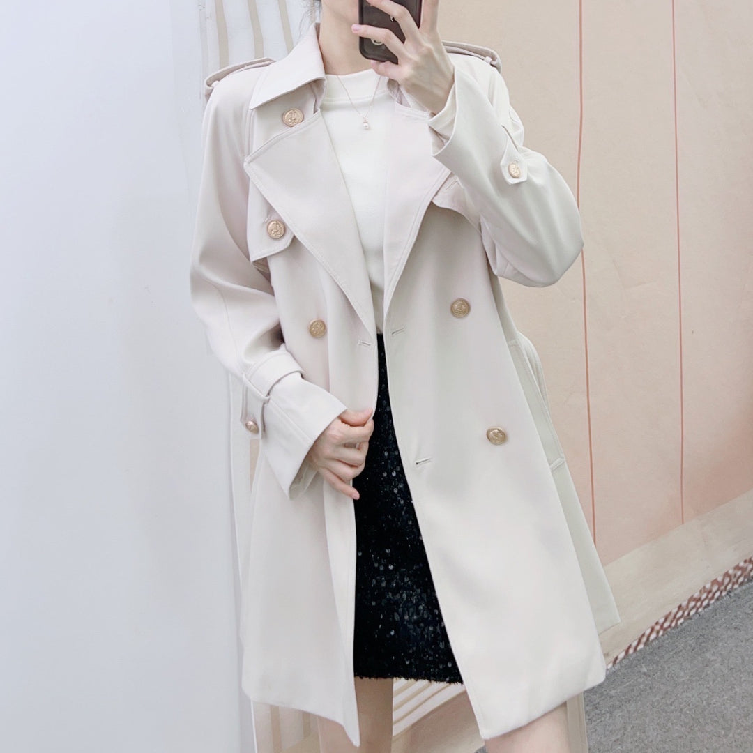 Dame elegant trenchcoat med praktiske lommer og stilfuldt bælte Stilla