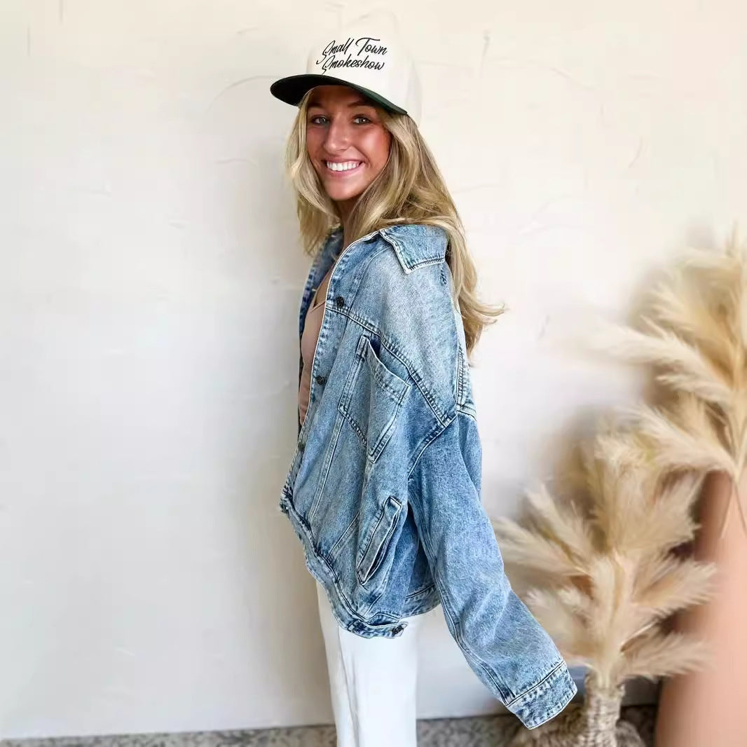 Dame casual denimjakke i afslappet oversized pasform med praktiske lommer Stilla