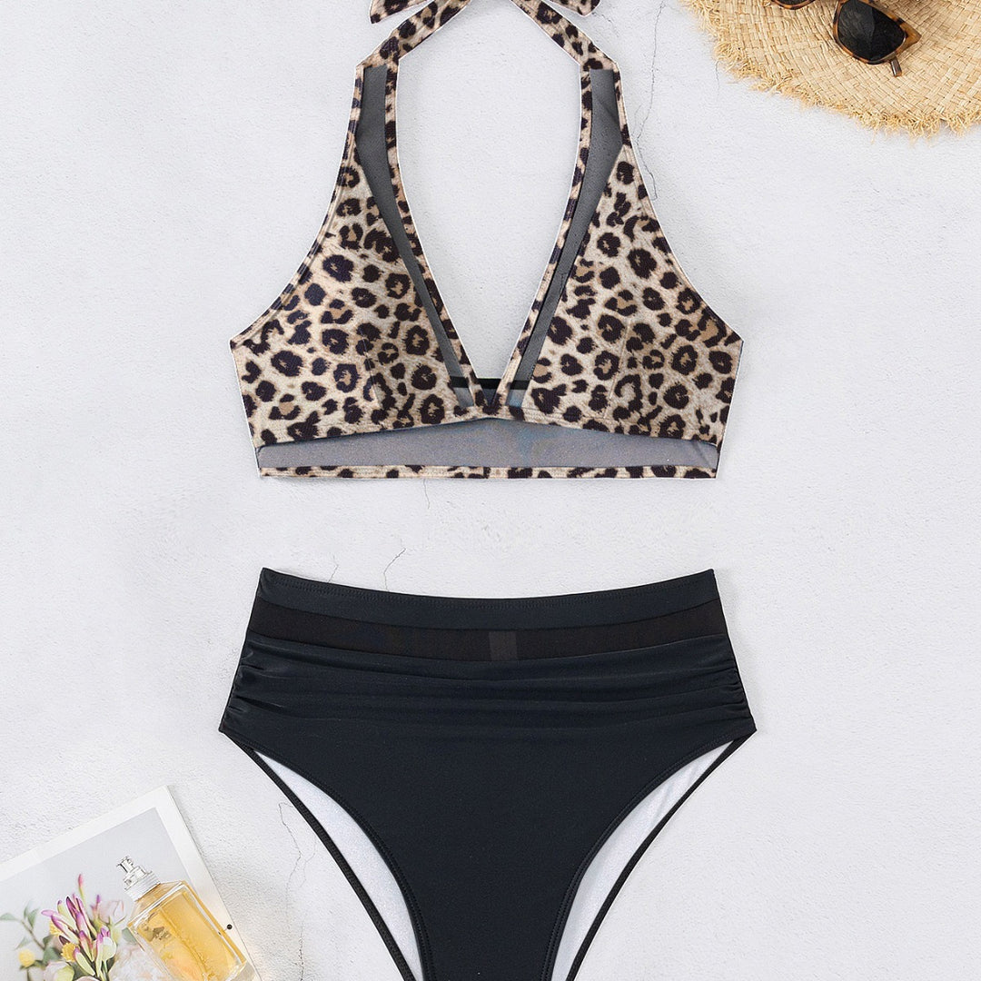 Dame bikini-sæt med elegant V-udskæring og høj talje Stilla