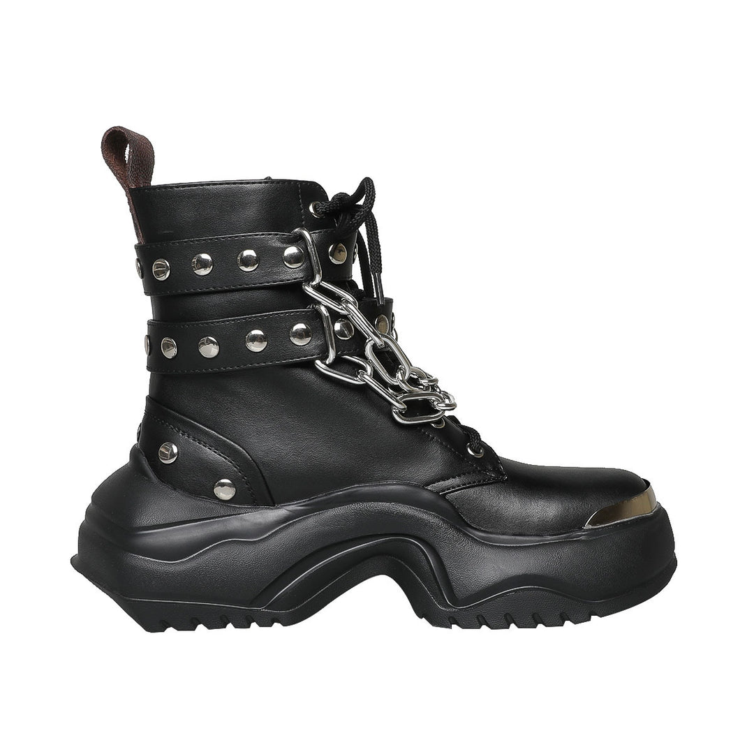 Femme Chunky Platform Combat Boots med dekorativ kæde og quiltede remme Stilla