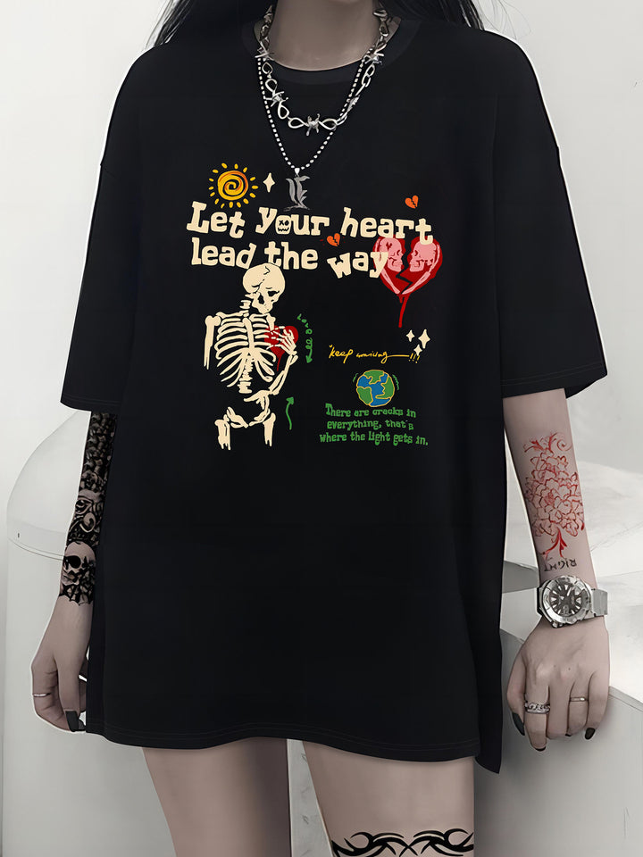 Dame T-shirt med kreativt kattemotiv og legesyg sløjfe Skovae