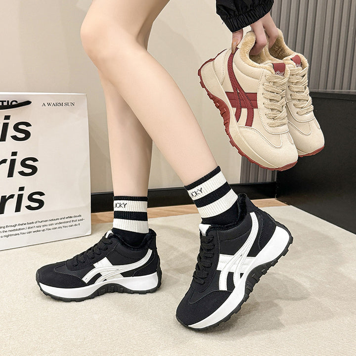 Dame Sneakers med polstret indermateriale og skridsikker sål Stilla