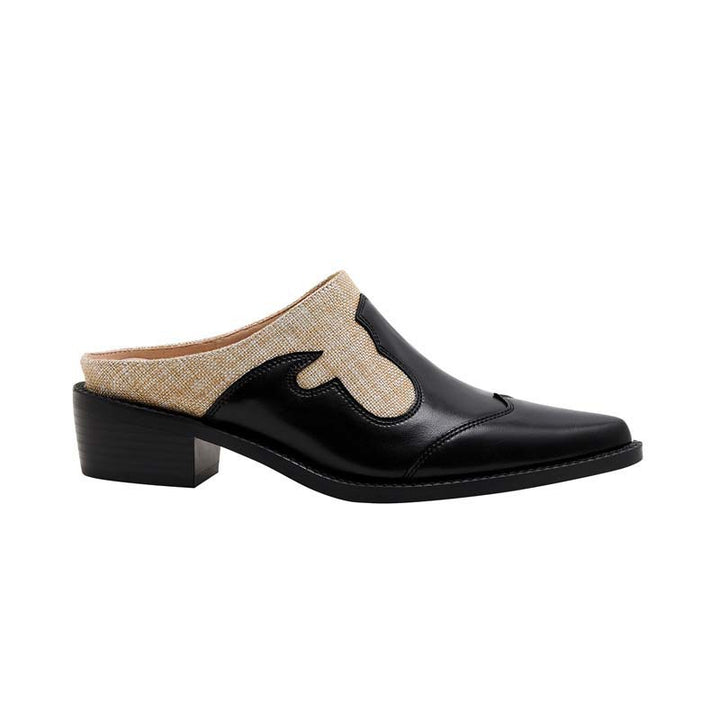 Femme Elegante Let Mules med Dekorativ Udsnitdesign Stilla