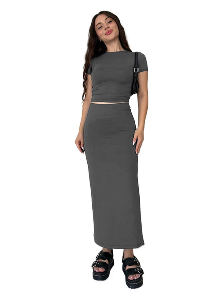 Dame to-delt sæt med crop-top og figursyet nederdel Stilla