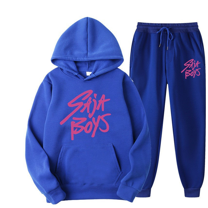 Kvinders hoodie og joggersæt med moderne grafisk print Skovae