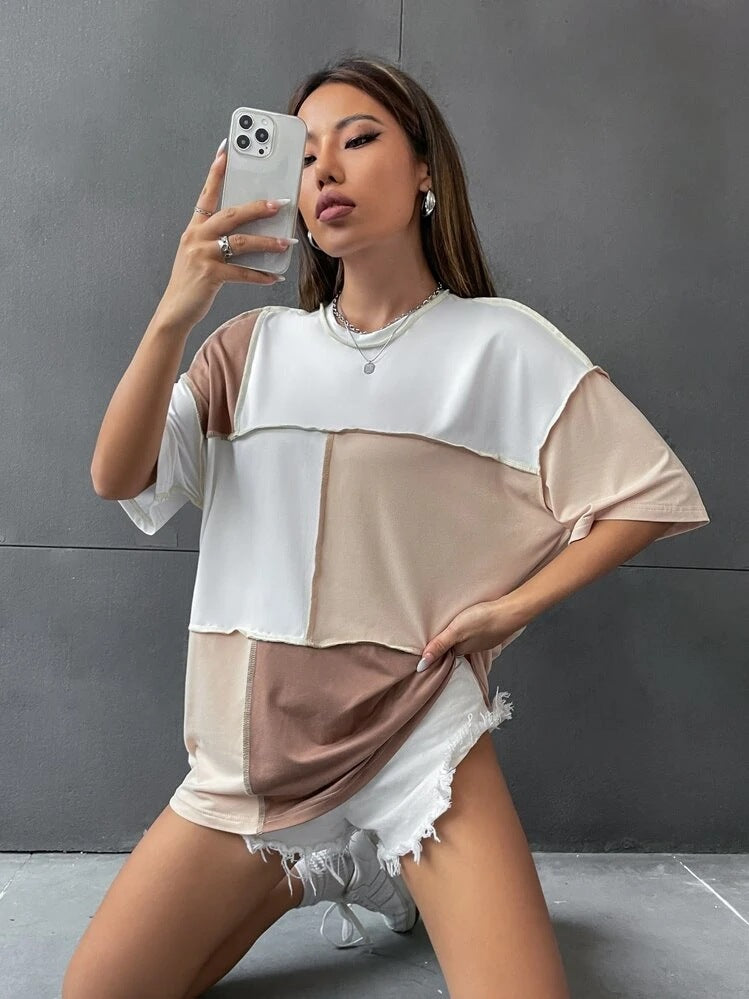 Dame oversized T-Shirt med geometrisk farvemønster Stilla