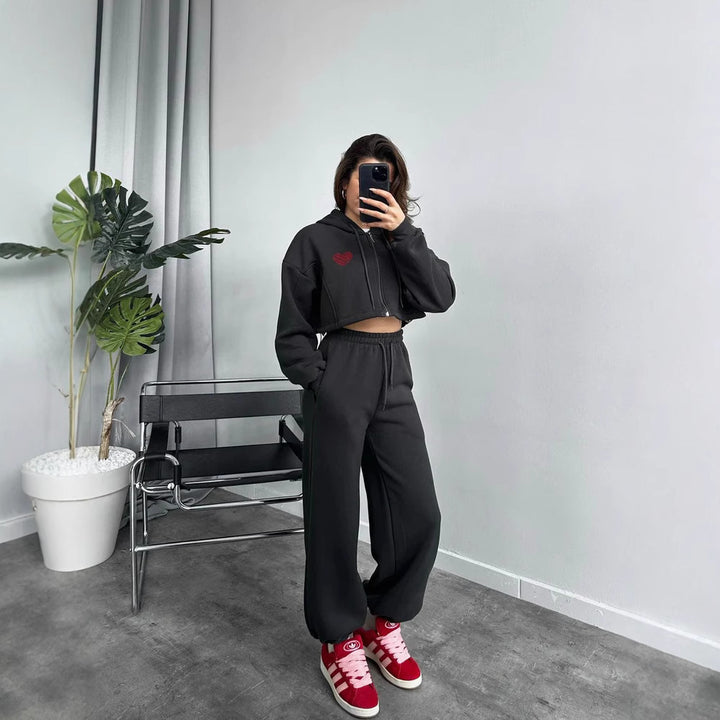 Dames afslappet hoodie og joggingbukser sæt med cropped top og elastisk talje