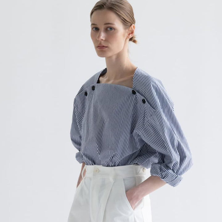 Dame Oversized Bluse med kvadratisk udskæring og dekorative knapper Stilla