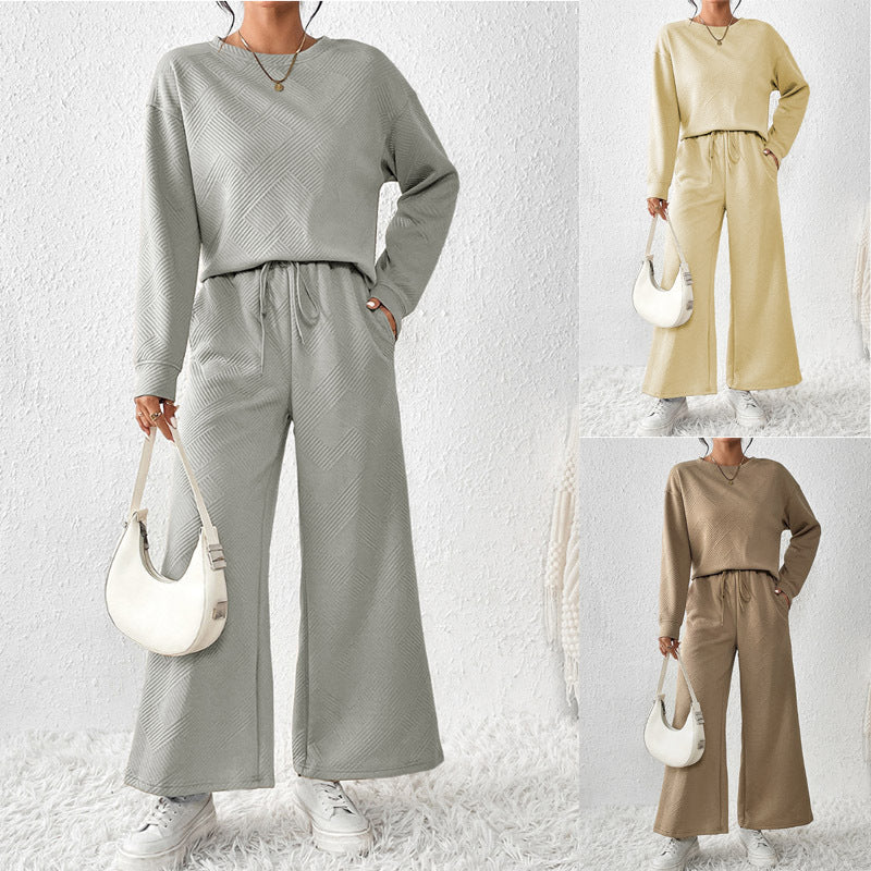 Dame komfortabel Lounge-sæt med løs pasform og fashionable detaljer Stilla