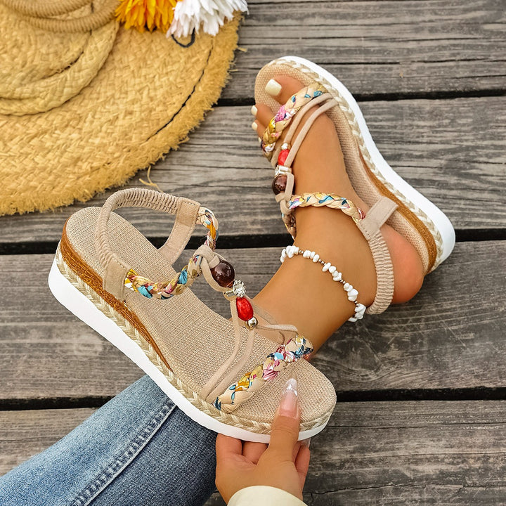 Dame Wedge-sandaler med farverige perleaccent og komfortabel kile sål Stilla