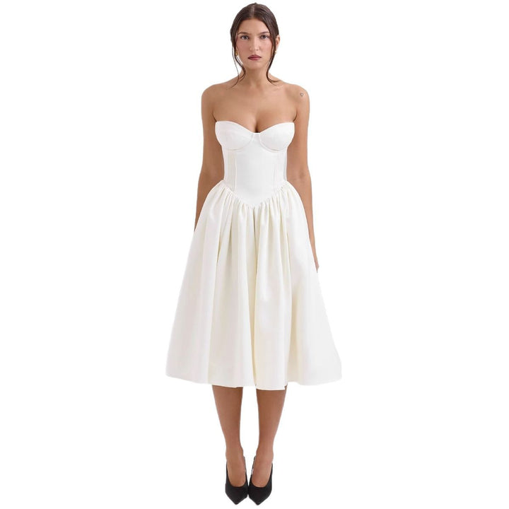 Dame couture kjole i off-the-shoulder design med rummelig nederdel Skovae