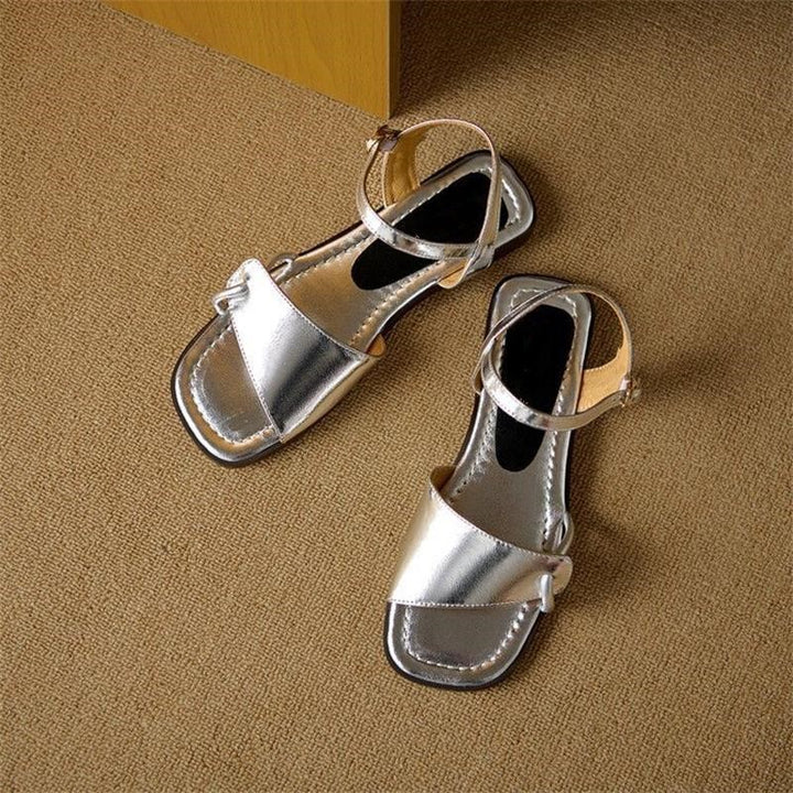Dame sandaler med elegant remdesign og komfortabel indersål Stilla