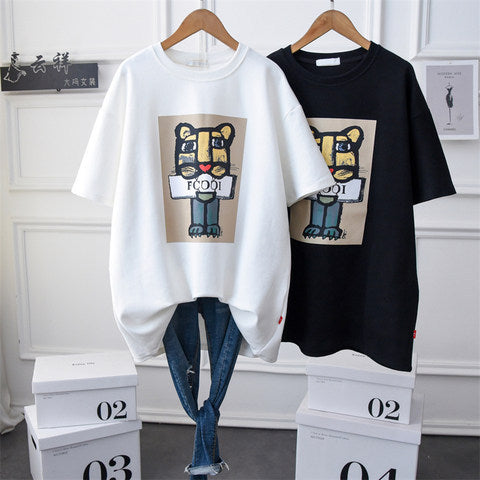 Dame T-shirt med iøjnefaldende comic-bjørnemotiv og afslappet oversized-snit Stilla