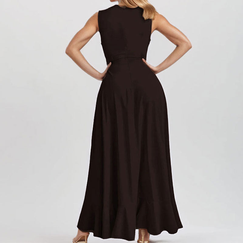 Kvindernes elegante maxikjole med asymmetrisk kant og ruffle detaljer Stilla