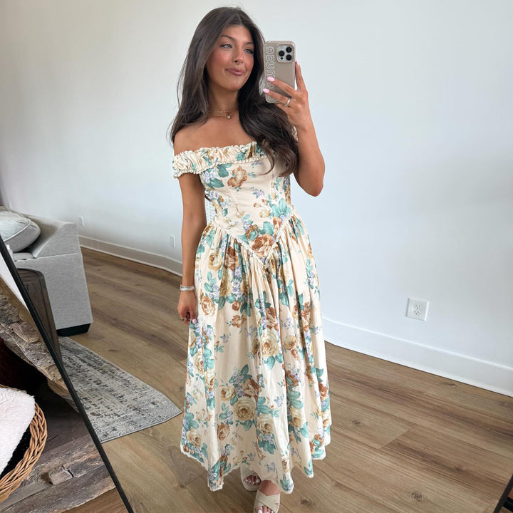 Kvinder Off-Shoulder Maxi Kjole med Blomsteraccenter og Samlet Top