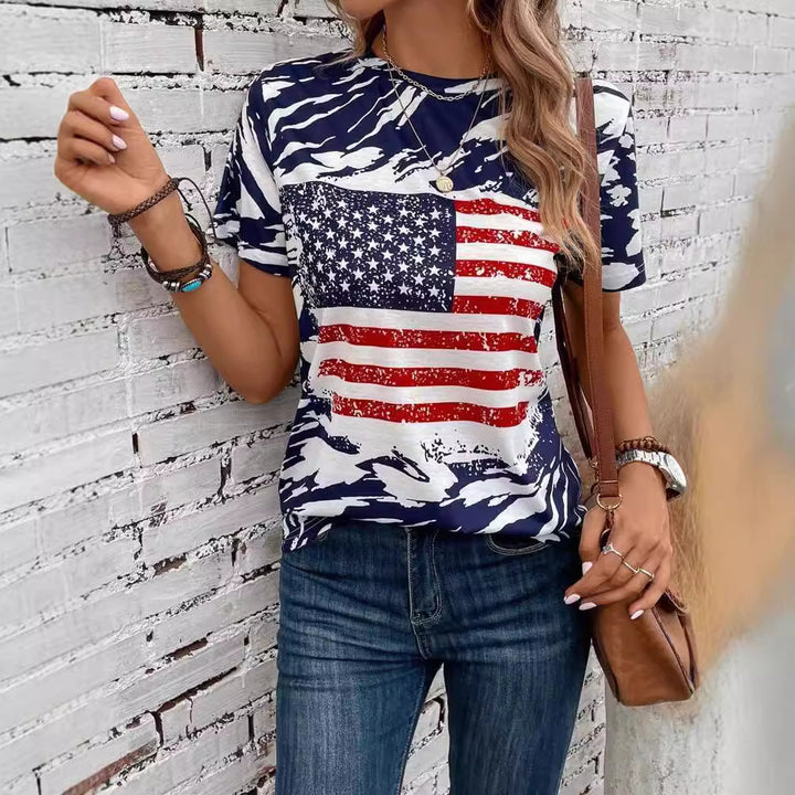 Dame T-shirt med kreative flagmotiver og afslappet snit Stilla