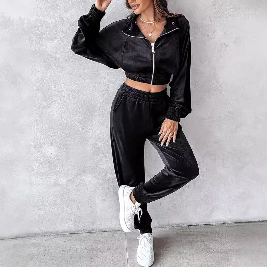 Dame Sporty Velours-Sæt med Cropped-Jakke og Joggingbukser Stilla