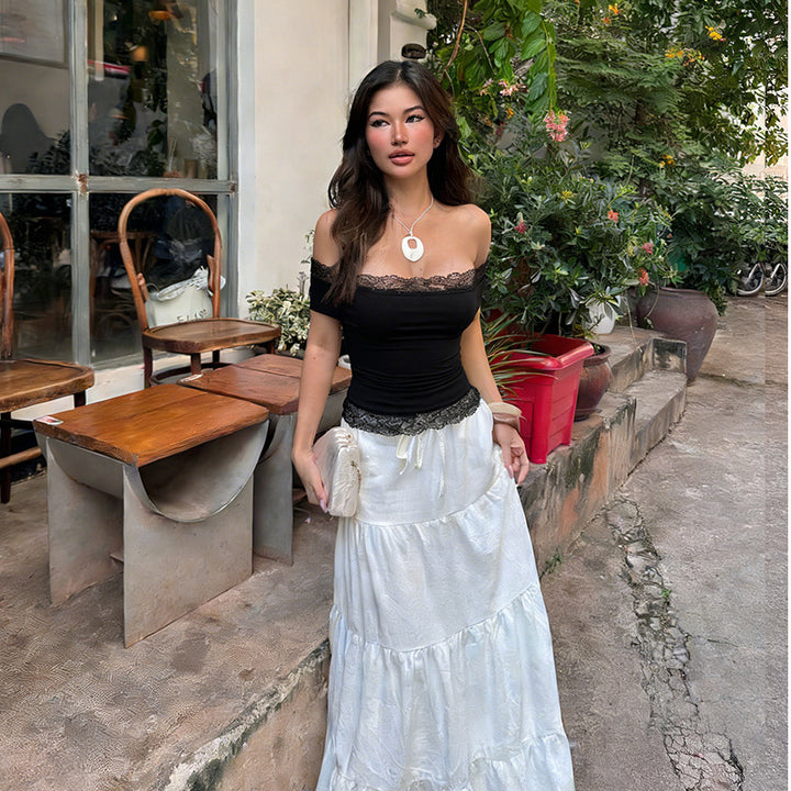 Dame off-shoulder top med blondekant Skovae