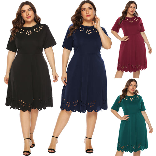 Dame Midikjole med elegante cut-out dekorationer og volumøs kant Stilla