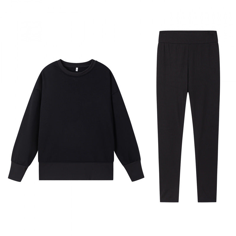 Damer hyggeligt sports sæt med løstsiddende sweatshirt og tætsiddende leggings Stilla