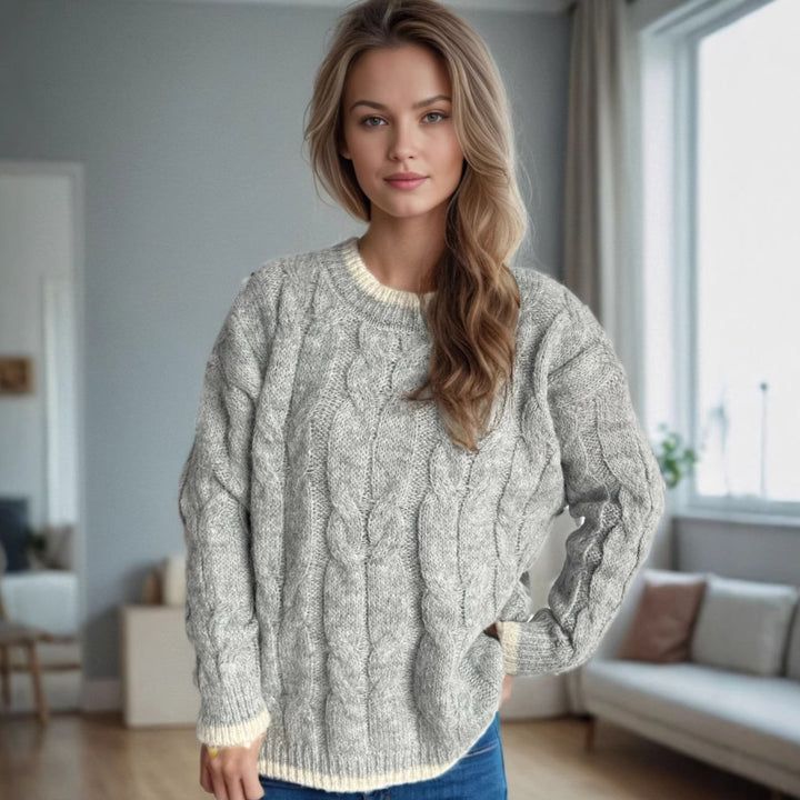 Kvinders chunky strikket sweater med tekstur og afslappet design Stilla